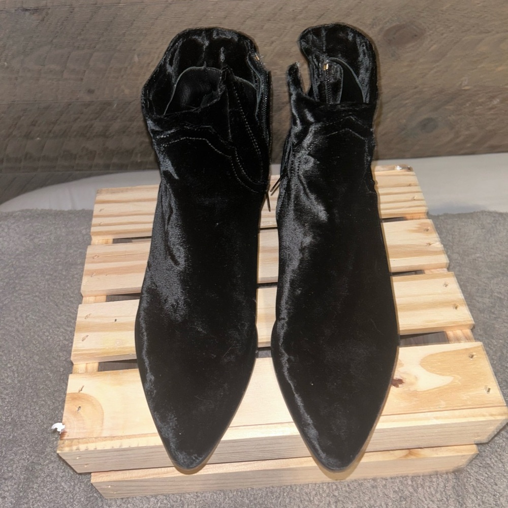 Tamara Mellon black sweat booties /Size 39.5
